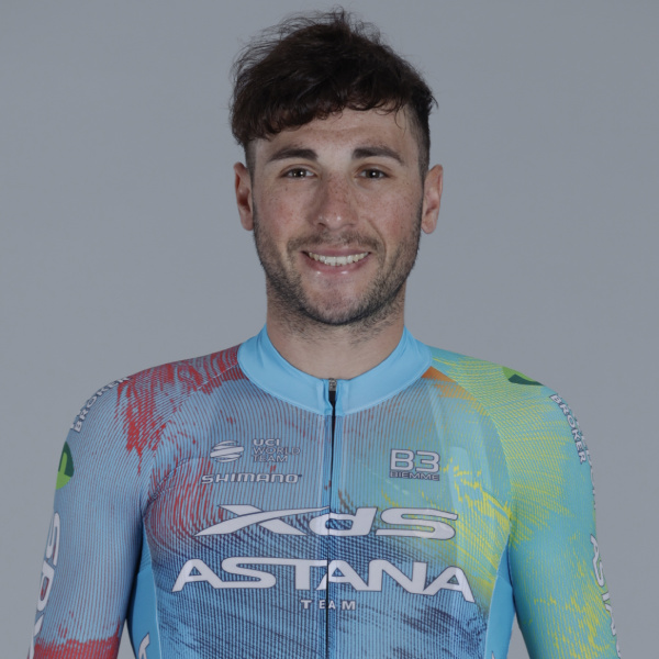 Photo of Simone Velasco