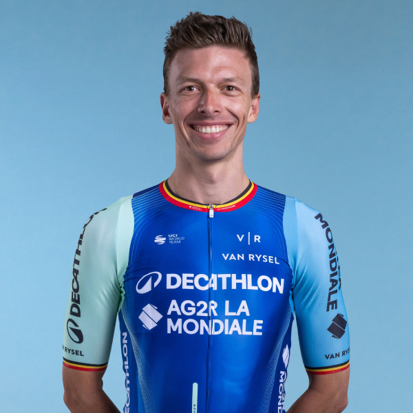 Photo of Oliver Naesen