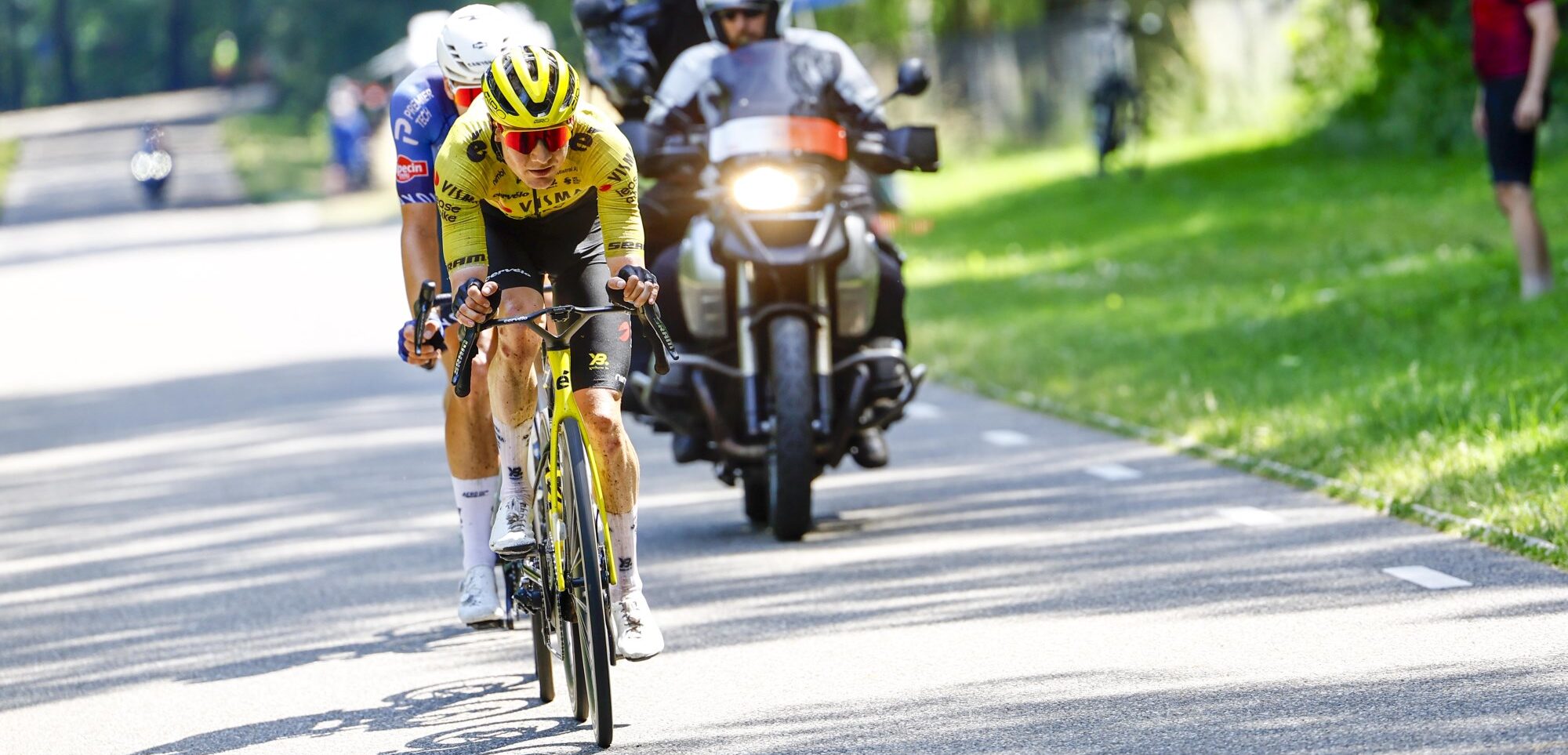 Tim Marsman in yellow Alpecin-Premier Tech jersey leads breakaway at Dutch Championships Nijmegen