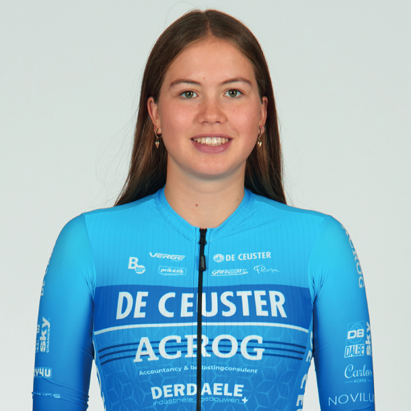 Photo of Lisa Maes