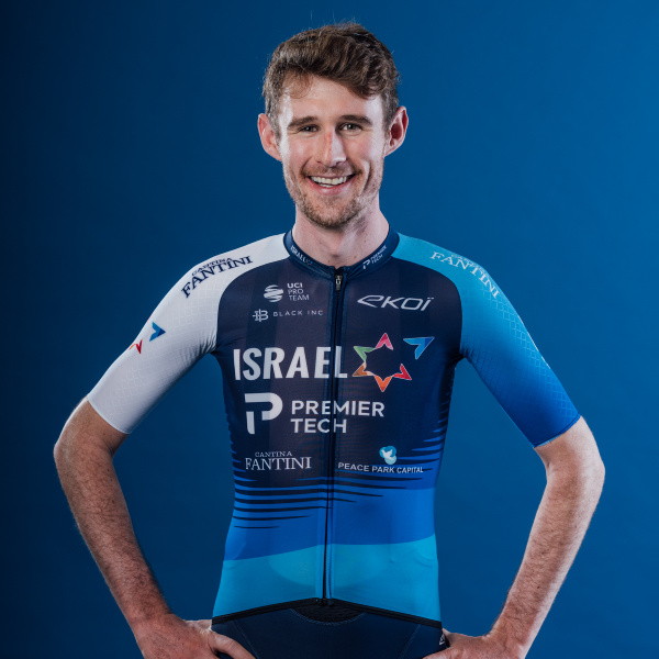 Photo of Derek Gee
